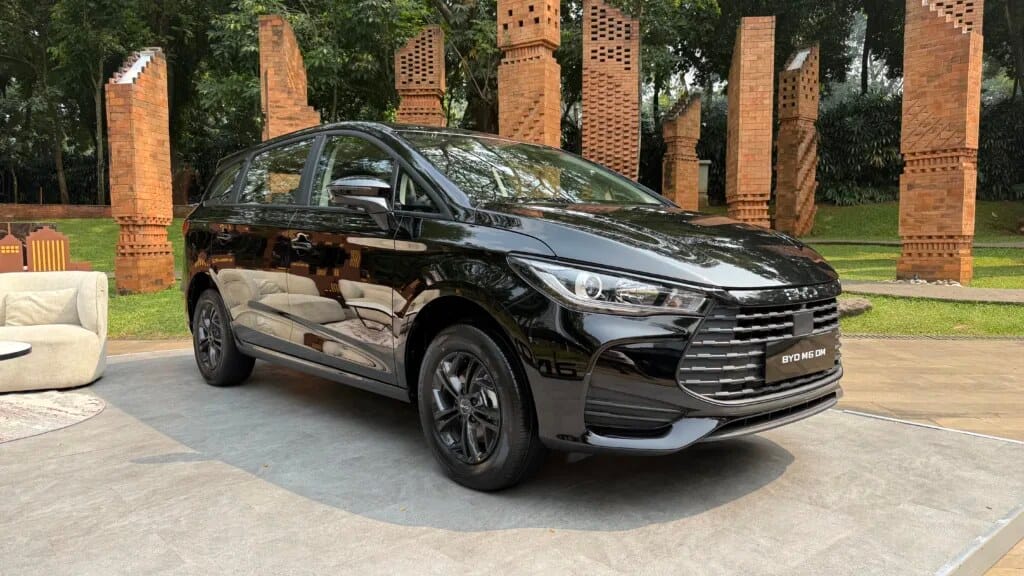 BYD M6 DM Classic