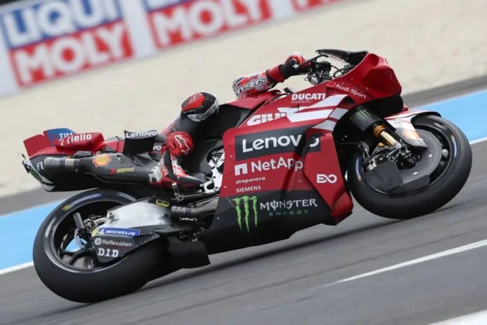 Francesco Bagnaia kesulitan dengan ban belakang di tikungan Sirkuit Balaton Park
