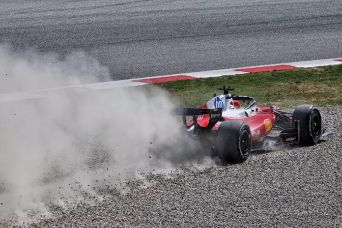 Mobil Charles Leclerc bermasalah di F1 Catalunya