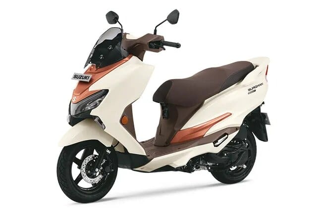 Suzuki Burgman Street 125 2026 model baru dengan nuansa skutik bongsor dalam balutan 125cc