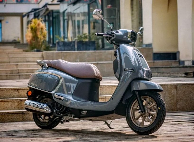 Suzuki US125T