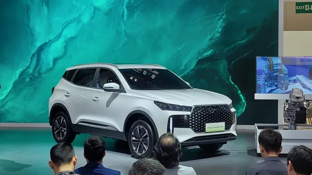 Tiggo Cross CSH Hybrid di GIIAS 2025
